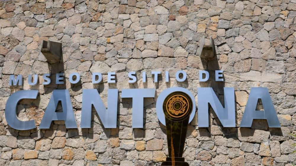 Cantona recibe el trofeo de la Quiniela INAH 2026 y formaliza convenio de conservación