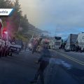 Choque entre autobús y pipa en la autopista Tlaxco–Tejocotal deja varios heridos