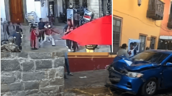 Vehículo embiste mesas exteriores en el Andador Benito Juárez en Zacatlán; hay varios lesionados