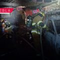Incendio consume taller y camioneta en Guadalupe Hidalgo; evacúan a 12 personas