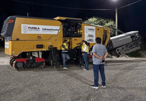 Inicia Gobierno del Estado pavimentación de la Avenida Ramón Caballero en Tehuacán