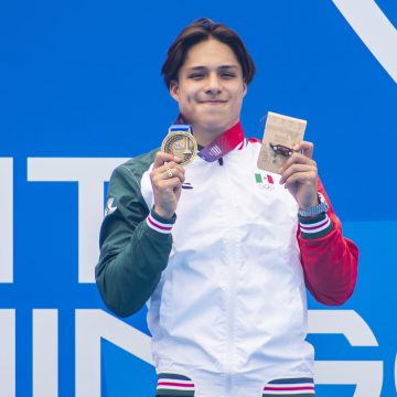 Osmar Olvera - Santo Domingo Osmar Olvera conquista su tercer oro y México firma el 1-3 en trampolín de 3m