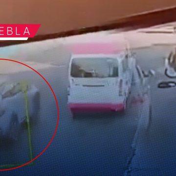 Buscan a conductor de Kia azul tras atropellar a una joven de 21 años y huir