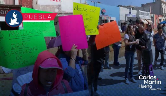 Manifestación en el IMSS San José; pacientes denuncian falta de medicamentos