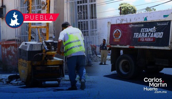 Avanza el programa “BacheAndo Puebla” con labores de bacheo en el Barrio de San Miguel