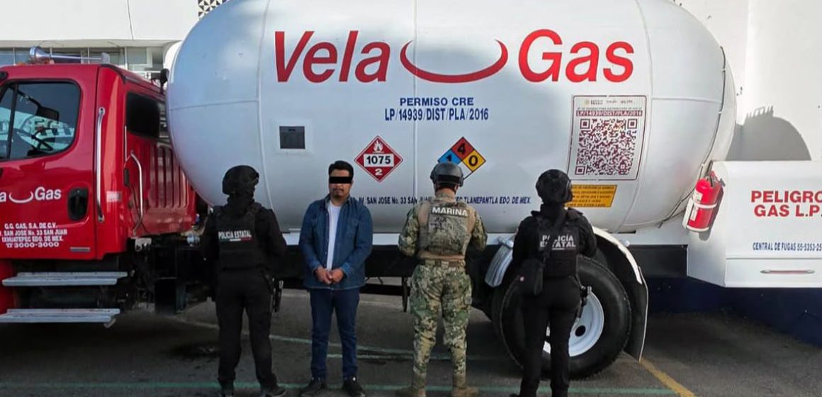 Puebla: Caen dos con más de 19 mil litros de huachicol en Tepeaca y Los Reyes de Juárez