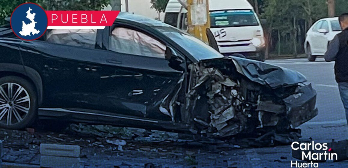 WhatsApp Image 2026-08-14 at 10.39.00 AM Vehículo BYD protagoniza fuerte accidente en la Vía Atlixcáyotl
