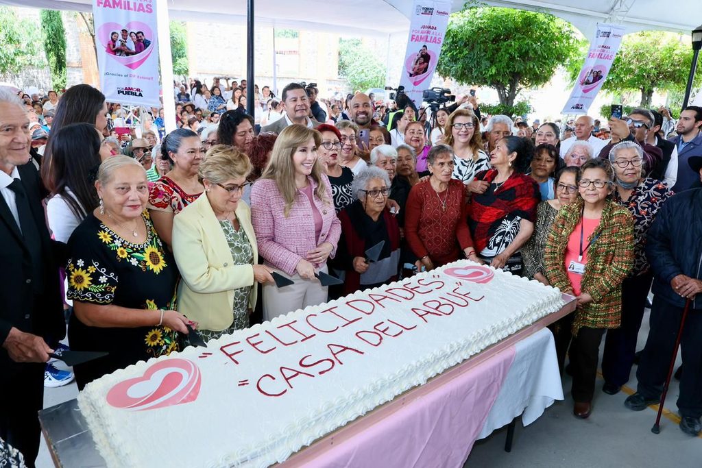 Anuncian tercera Casa del Abue en Puebla capital y celebran a adultos mayores 2 WhatsApp Image 2026 08 28 at 2.53.35 PM