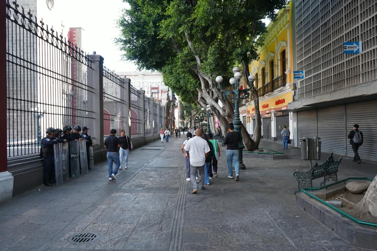 WhatsApp Image 2026-08-31 at 11.00.03 AM Liberan corredor 5 de Mayo de comercio popular