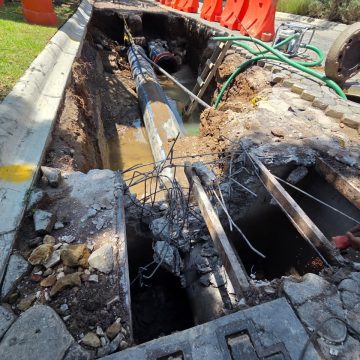 Agua de Puebla y SOAPAP realizan trabajos hidráulicos en la Vía Atlixcáyotl