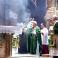 Monseñor Víctor Sánchez pide por la paz y la familia en misa dominical