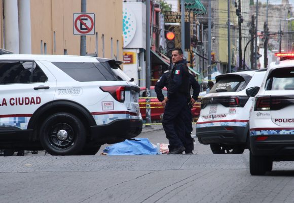 Dan el último adiós a “Minita”, la madre buscadora atropellada en el Centro Histórico de Puebla