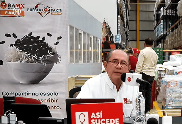 carlos martín Así Sucede celebra su 32 aniversario con más de 58 toneladas de ayuda para el Banco de Alimentos