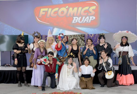 Ficómics BUAP 2026 se llena de magia con la Feria Medieval Neomagic Fest