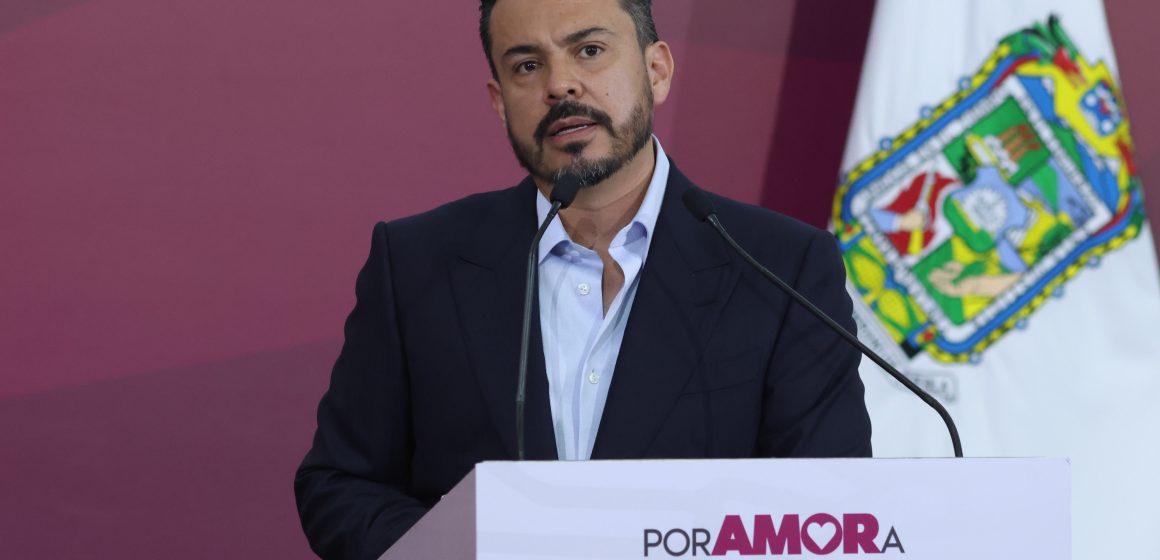 José Luis García Parra se afilia formalmente a Morena en Puebla