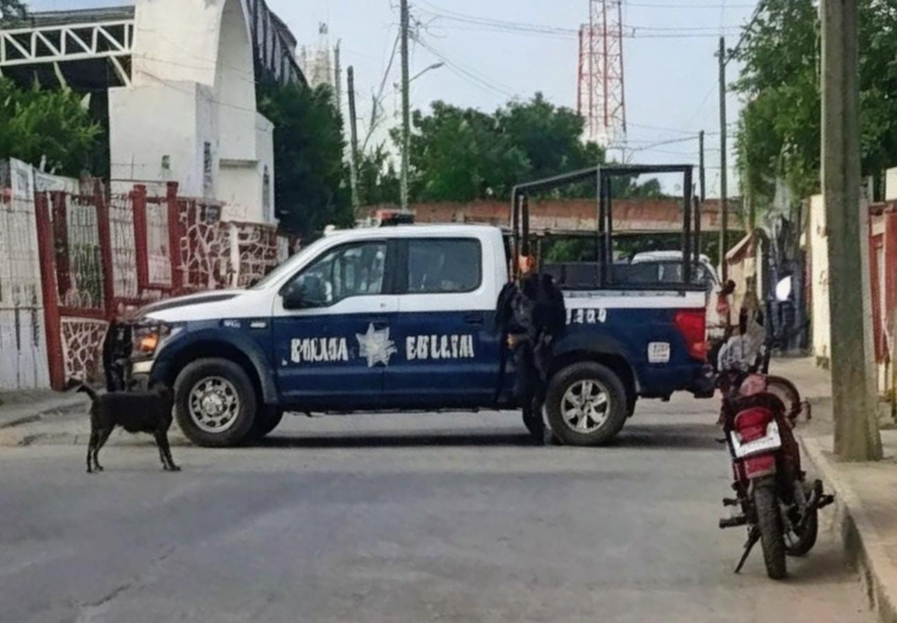 63a0e7f5-b0e6-4210-b015-ac500bf97e41 (1) Asesinan de un balazo en la cabeza a joven durante baile en Chietla