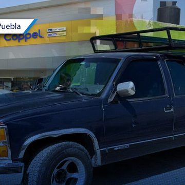 Roban camioneta del estacionamiento de Coppel en Tecamachalco