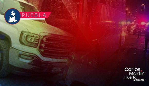 Sujetos con armas largas roban camioneta en Felipe Ángeles