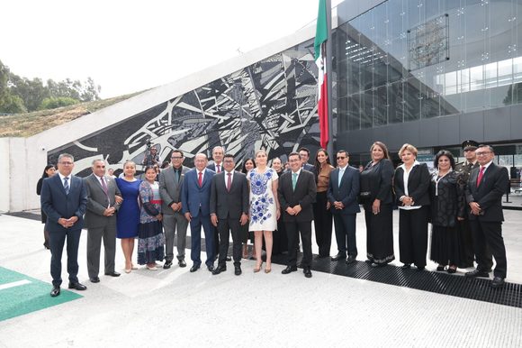 Colocan en el Congreso del Estado el Bando Solemne con motivo de las Fiestas Patrias 2026
