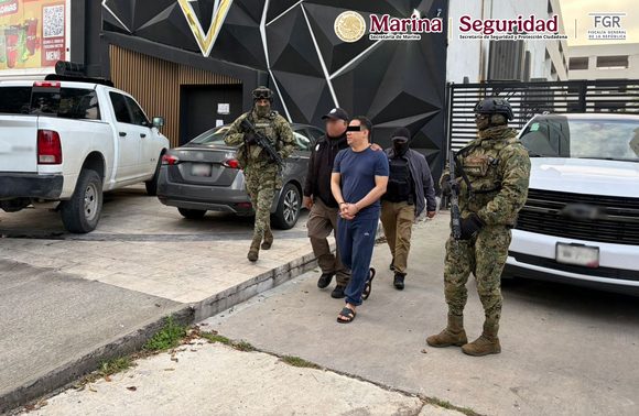Cayó Govén Ulises “N”: Aseguran 39 autos de lujo, armas y drogas tras cateos en Puebla y San Andrés Cholula