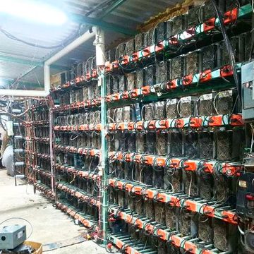 Aseguran inmueble con cerca de 300 equipos para minería de criptomonedas