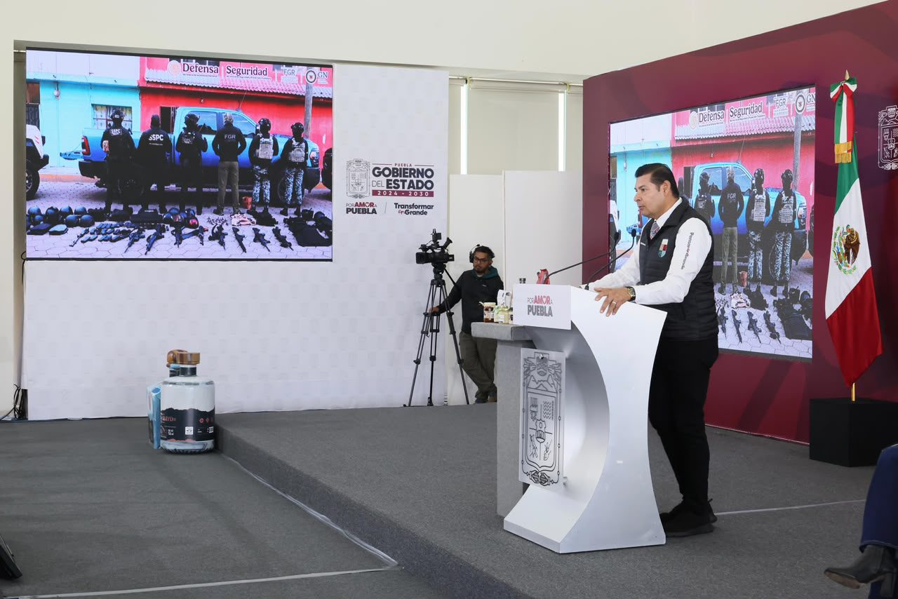 WhatsApp Image 2026-09-07 at 2.49.14 PM Armenta reafirma cero impunidad en Puebla ante posibles vínculos de servidores públicos con el crimen organizado