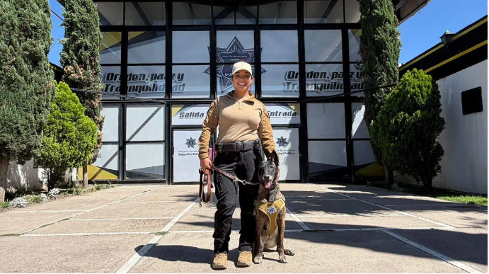bruma ¡Hasta siempre, heroína! Bruma se retira del Escuadrón K-9 tras 9 años de proteger a Durango