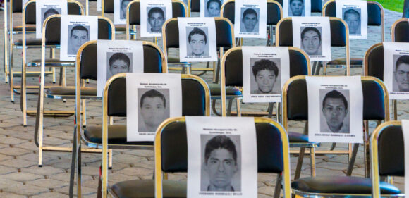 Caso Ayotzinapa: revelan restos óseos y rastreo telefónico