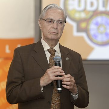 Despidos en Volkswagen Puebla podrían continuar por reestructura global, advierte UDLAP