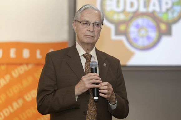 Despidos en Volkswagen Puebla podrían continuar por reestructura global, advierte UDLAP