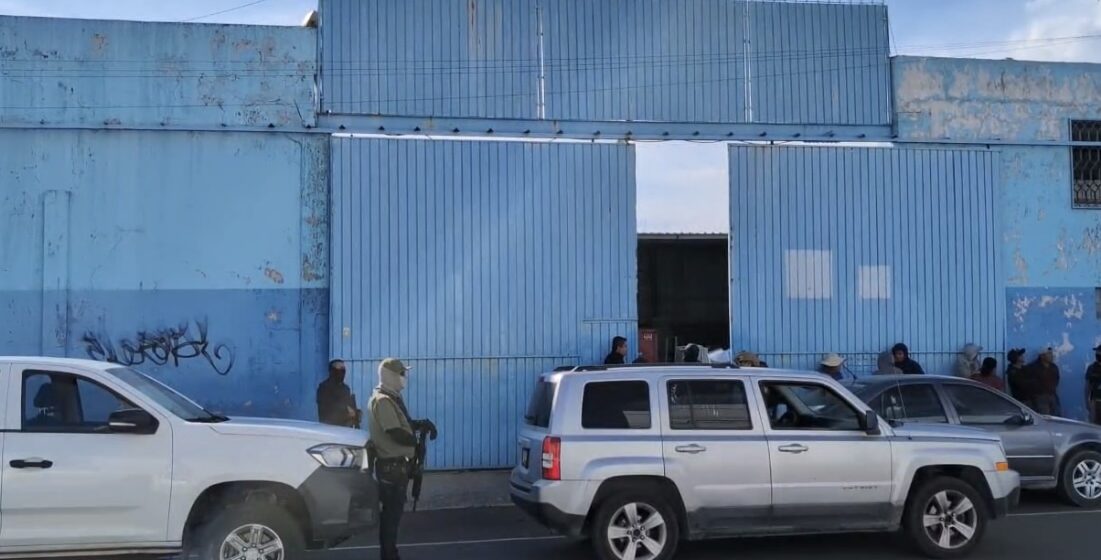 Catean recicladora en la colonia Azcárate de Puebla; FGE coloca sellos de aseguramiento