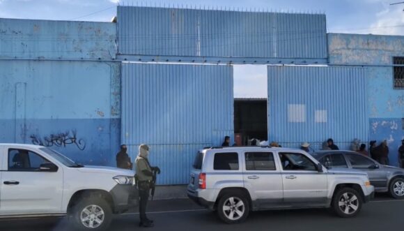 Catean recicladora en la colonia Azcárate de Puebla; FGE coloca sellos de aseguramiento