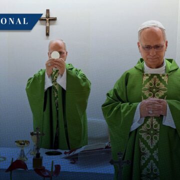 Papa León XIV celebra misa en el hospital Gemelli tras confirmar su “mejora constante”