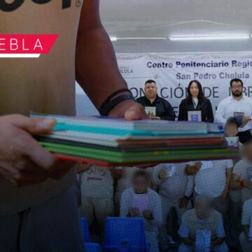 Recibe SSP de Puebla donación de más de 9 mil libros de la Fundación Elena Poniatowska