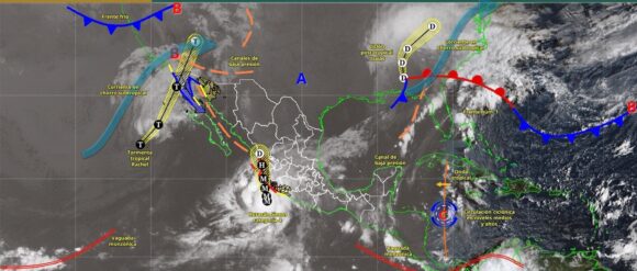 Huracán Simón alcanza la categoría 4 y amenaza las costas de Colima y Jalisco