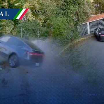 Tesla sin control atraviesa un domicilio en Lomas del Chamizal, Cuajimalpa