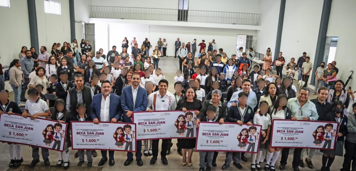 Omar Muñoz reconoce la excelencia con Becas San Juan
