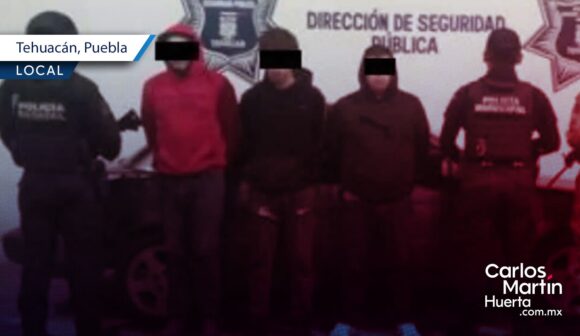 Cae banda de robacoches en Tehuacán con 50 dosis de cristal y auto con reporte de robo