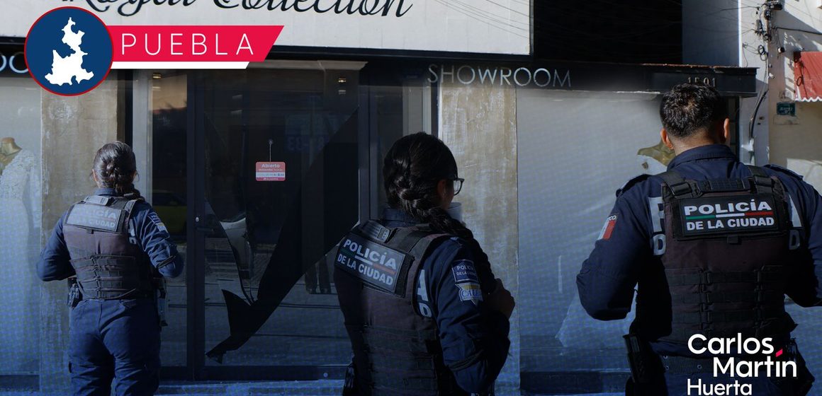 Movilización en la Avenida Juárez tras cristalazo a la boutique Royal Collection