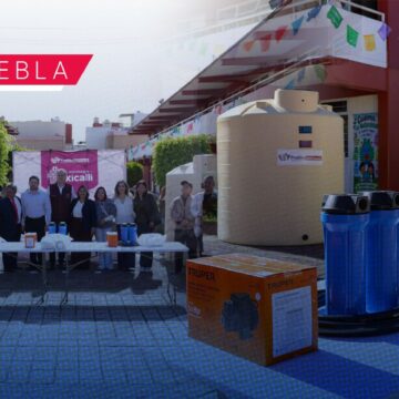 Instalan captadores pluviales en más de 100 escuelas de Puebla a través de la estrategia Xicalli