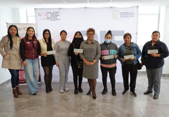 DIF Cuautlancingo impulsa apoyos económicos para cuidadoras de pacientes con cáncer