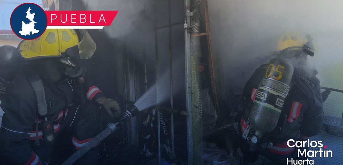 Incendio en la colonia Obrera Textil deja a una mujer intoxicada por humo