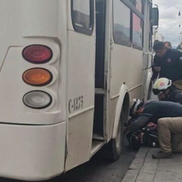 Muere mujer atropellada por microbús de la Ruta 4 en el Centro Histórico