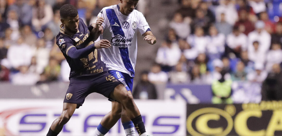 futbol-club-puebla-vs-pumas-729841 Pumas se impone 2-1 al Puebla en el Cuauhtémoc