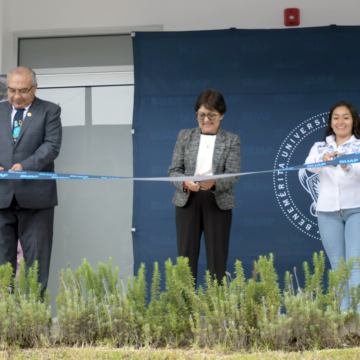 Inaugura Lilia Cedillo nuevo edificio en la Preparatoria BUAP de Teziutlán